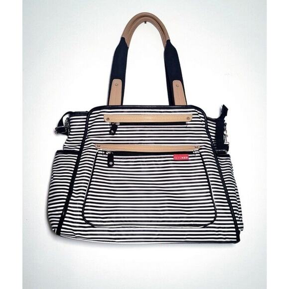NEW GRAND CENTRAL TAKE-IT-ALL DIAPER BAG BLACK WHITE STRIPE SKIP HOP CARRY- ALL - Picture 1 of 7